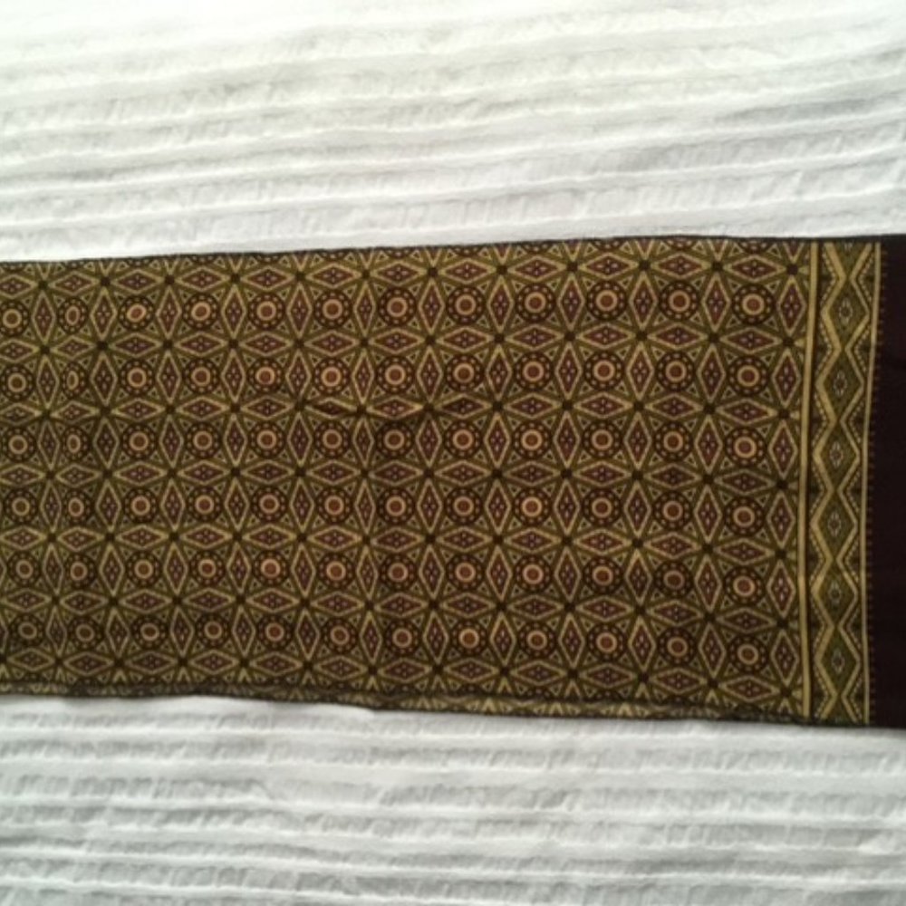 scarves - Picture 5 of 7